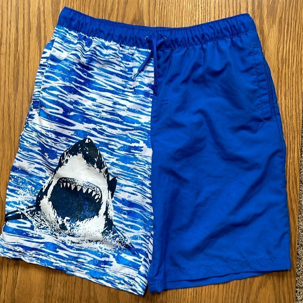 Wonder Nation swimming shorts. Drawstring waist. Size XL (14/16). Pockets.